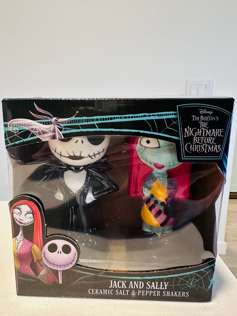 Nightmare Before Christmas Jack & Sally Ceramic Salt & Pepper Shakers